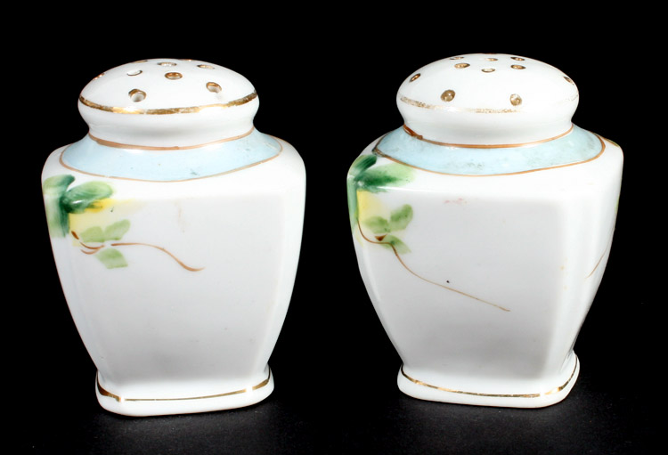 NIPPON HAND PAINTED SALT AND PEPPER SHAKERS W/ FLOWERS AND GOLD TRIM