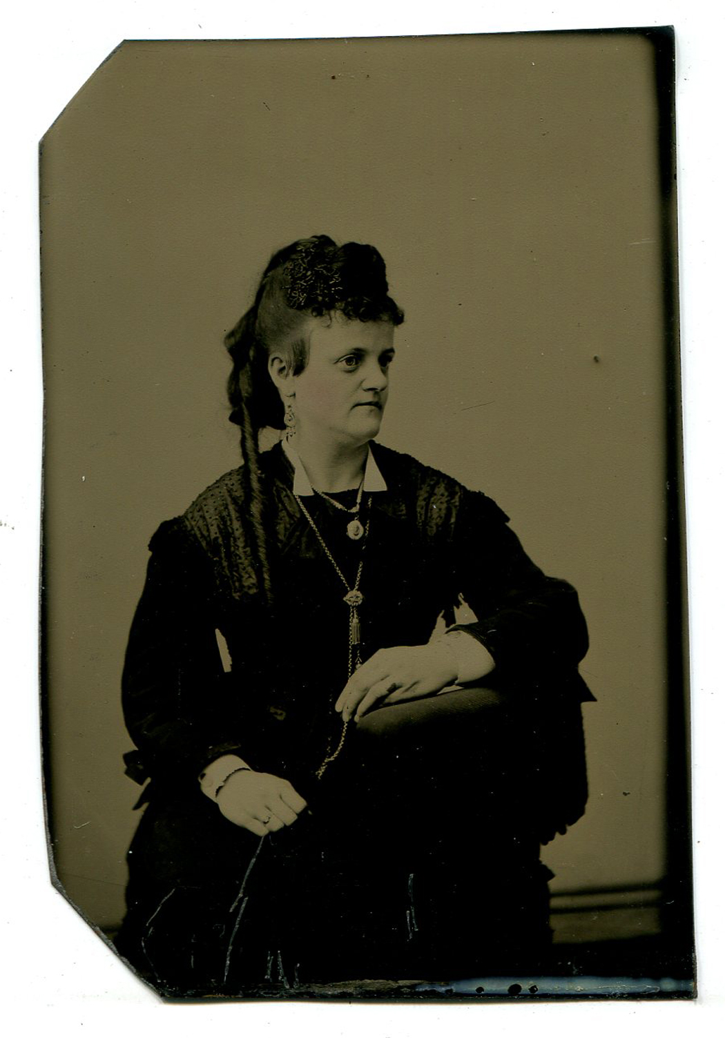 ins00391a.jpg