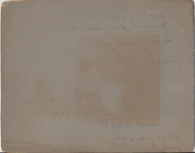 ins00790a.jpg
