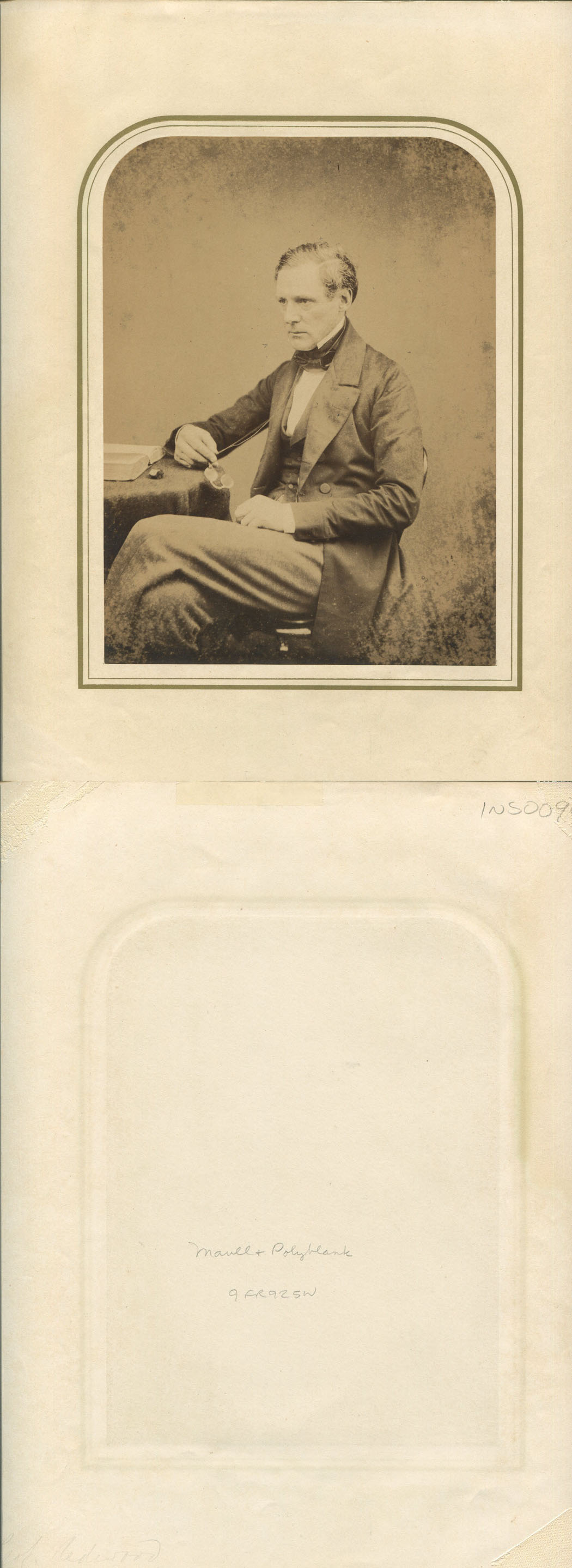 ins00999a.jpg