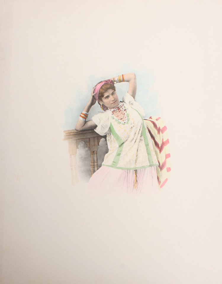 ins01442a.jpg