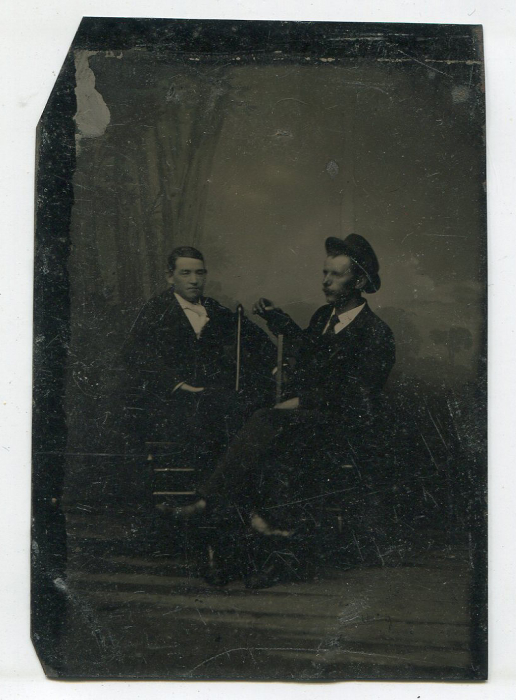 ins02293a.jpg