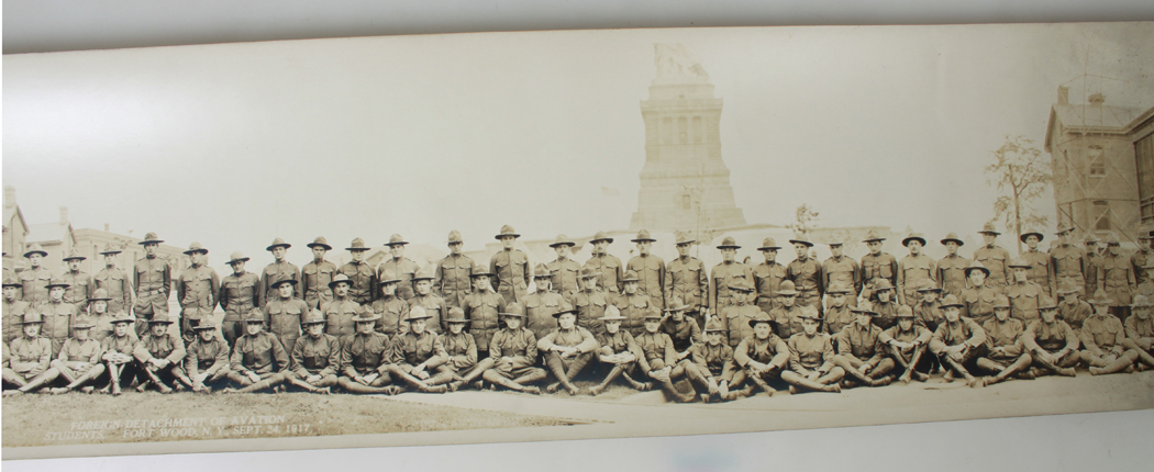 ins02380a.jpg