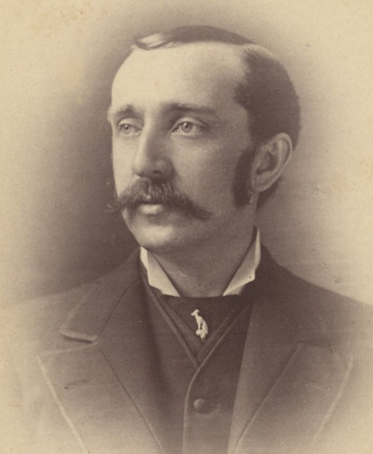 ins02883.jpg