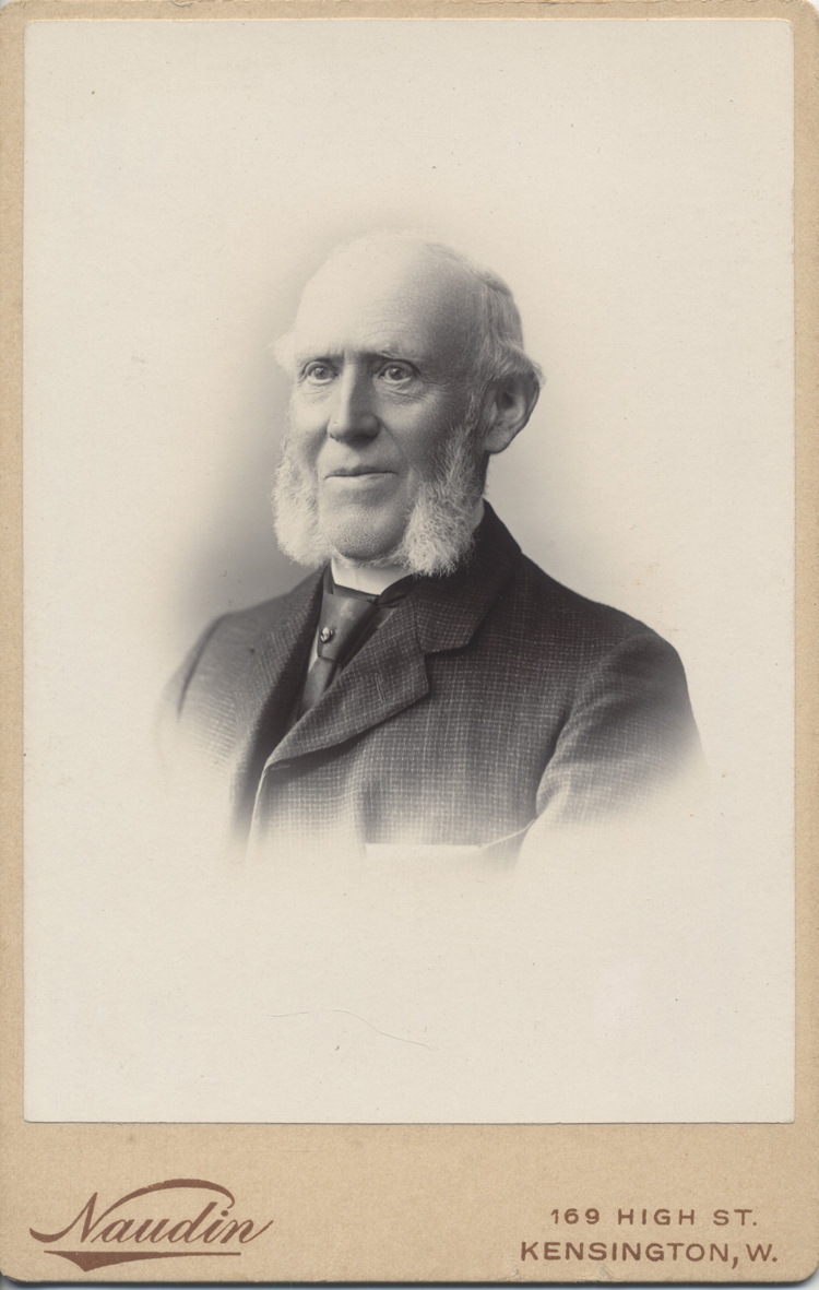 ins03519a.jpg