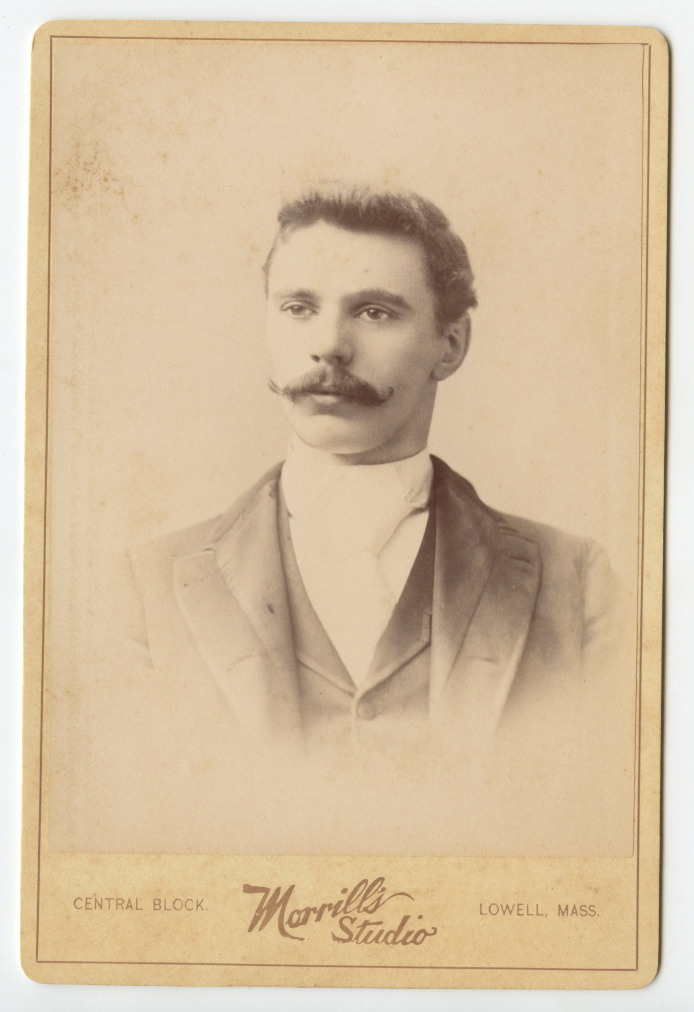 bji26149a.jpg