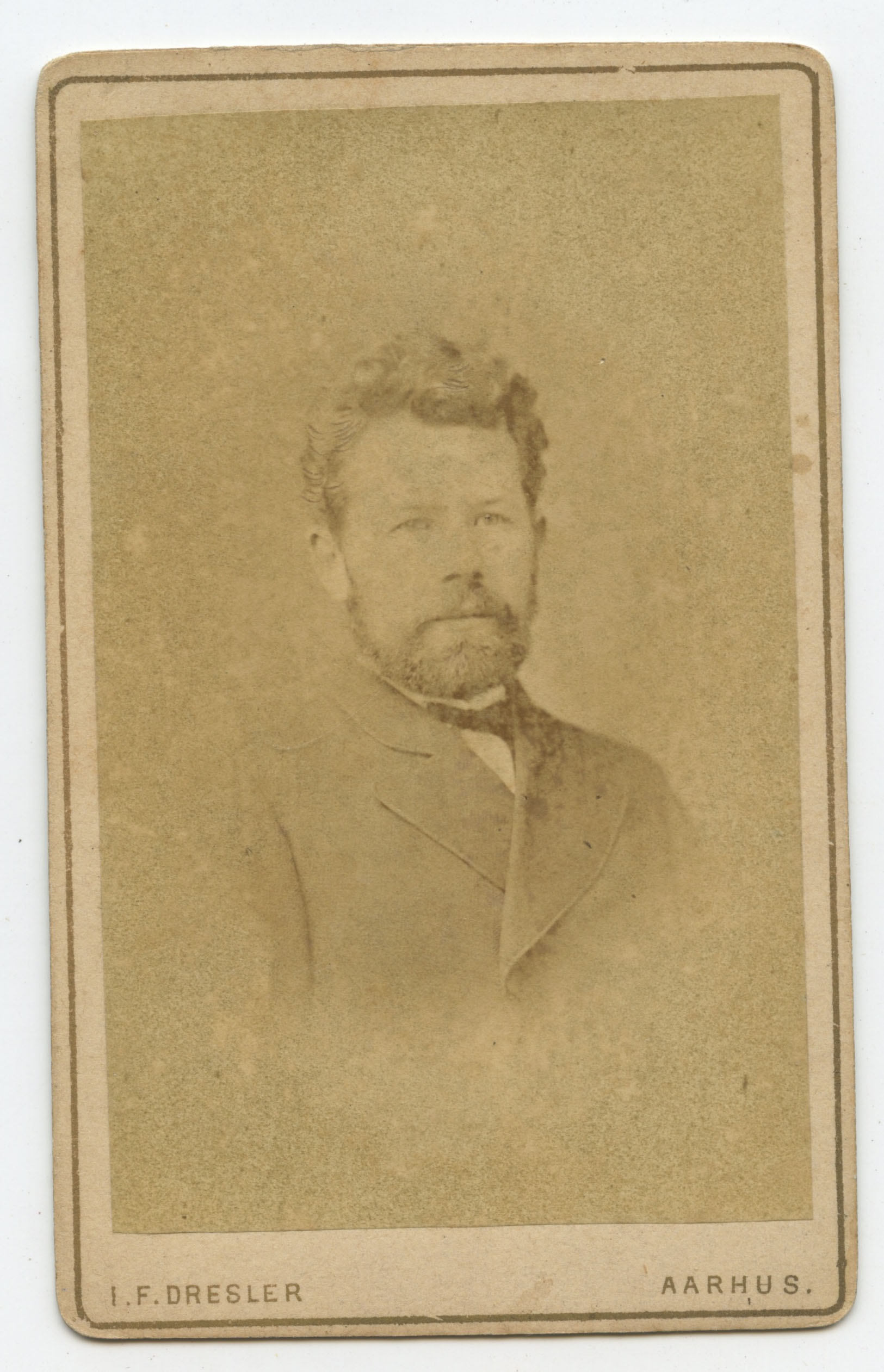 bji27204a.jpg