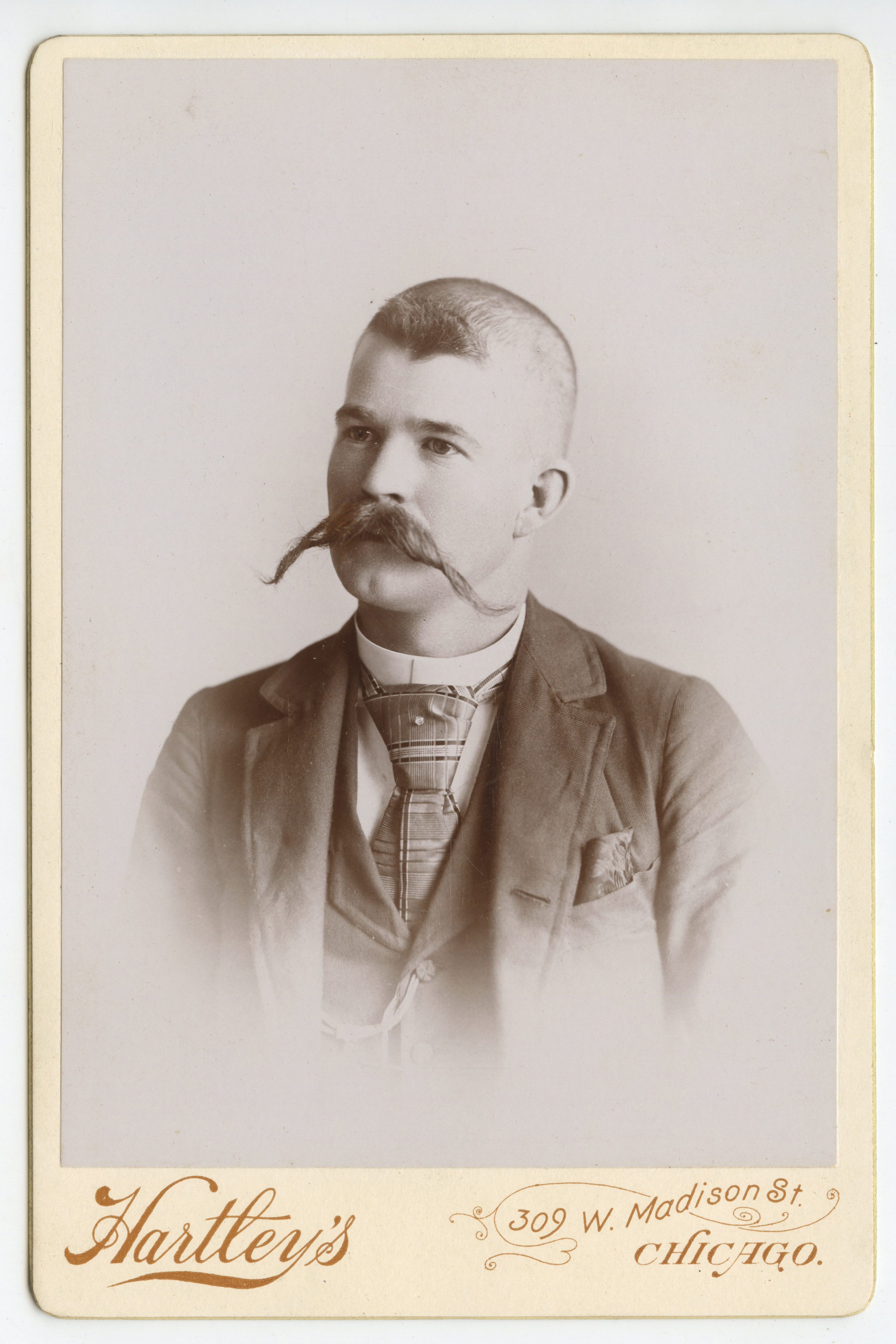 bji28786a.jpg