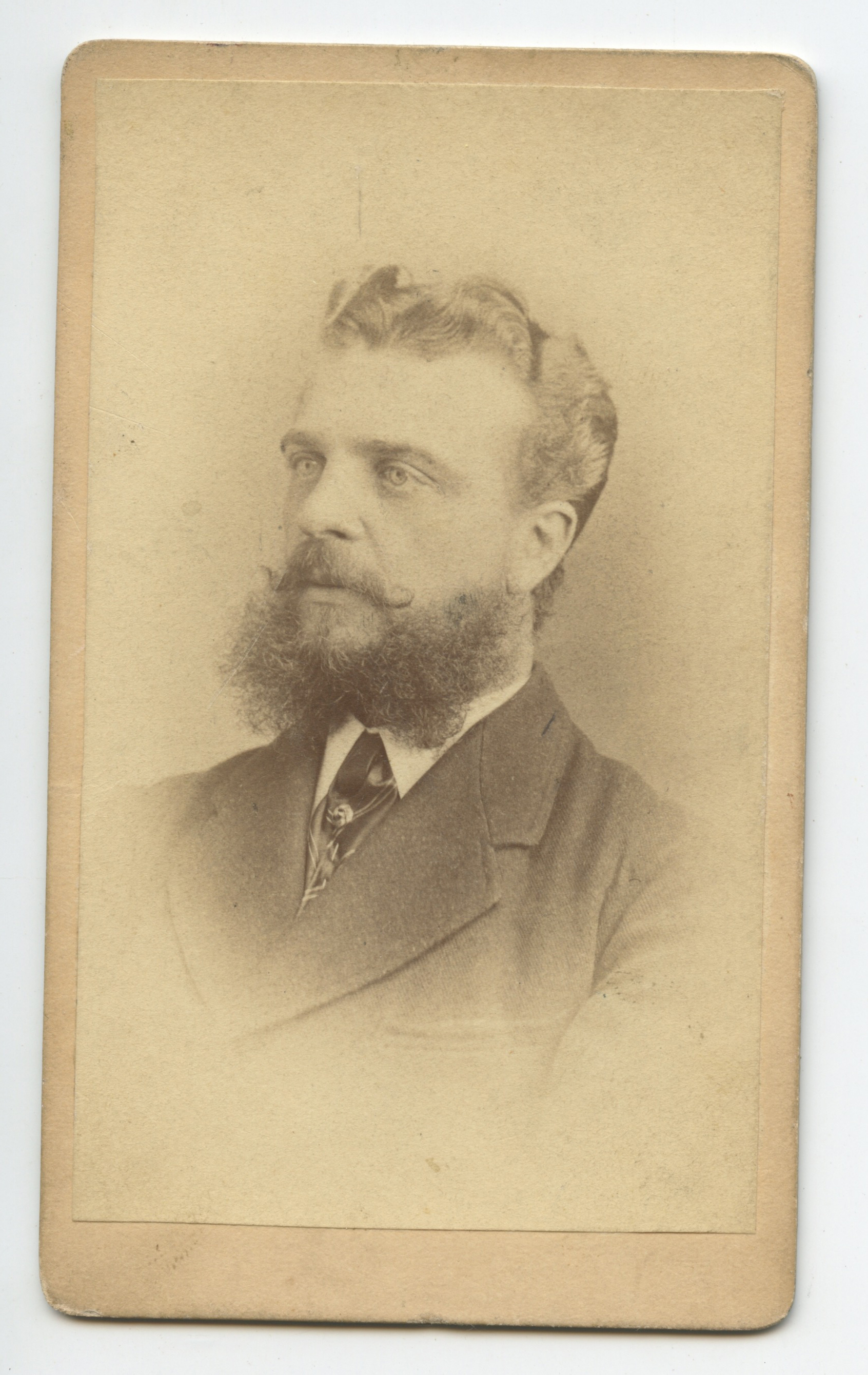 bji28806a.jpg