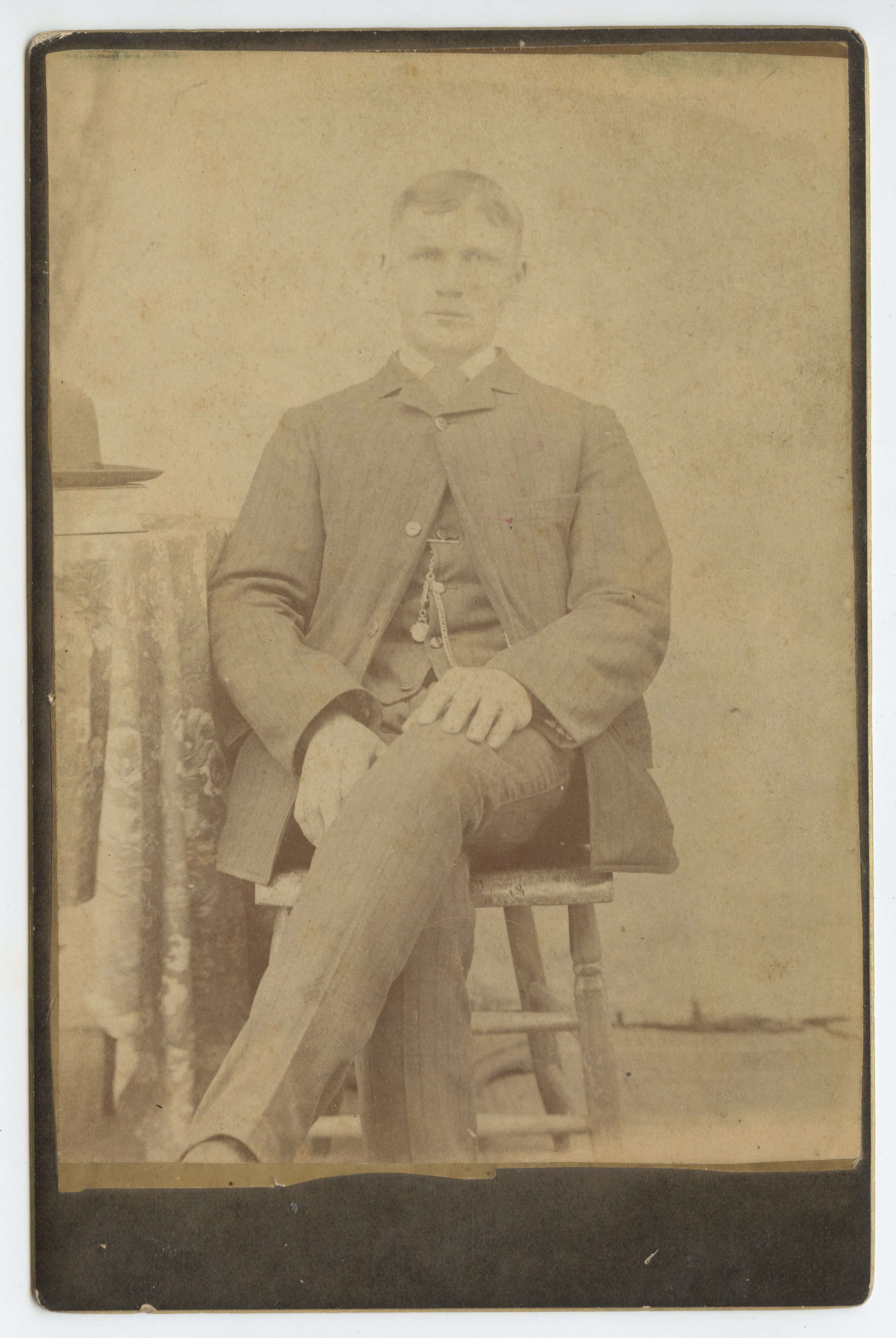 bji34637a.jpg