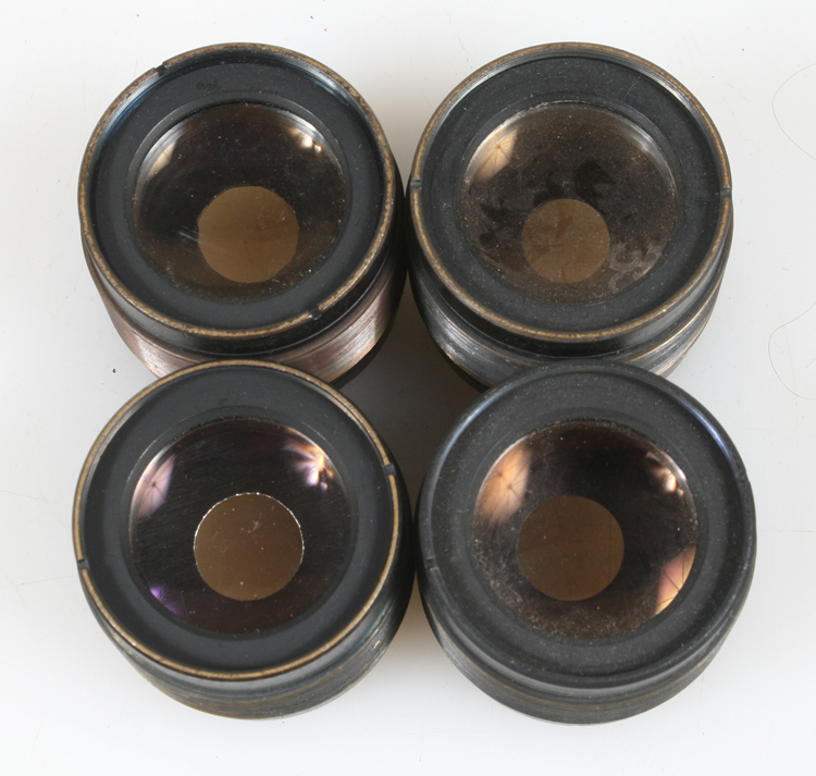 ops007642a.jpg